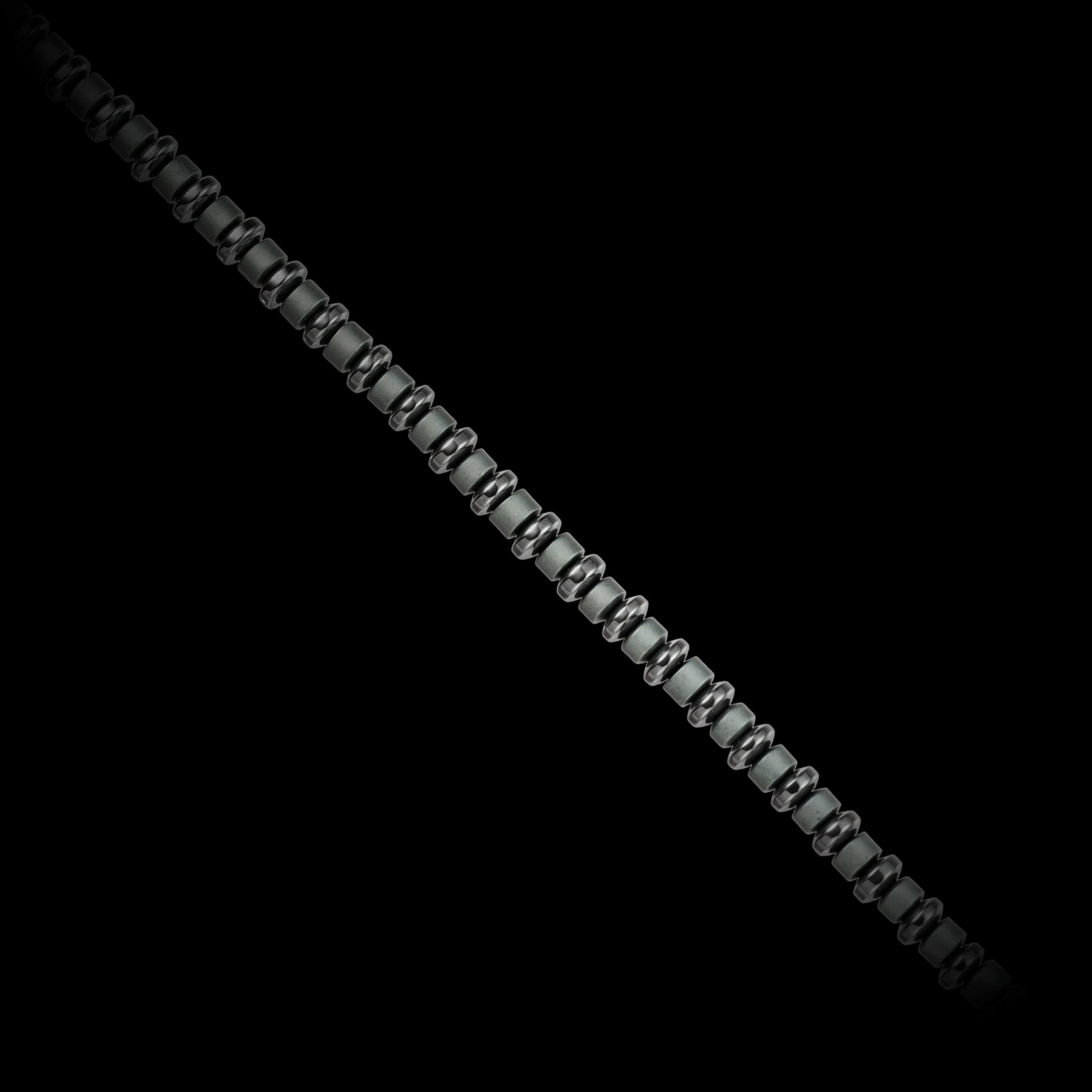 Hematite Necklace（4mm）