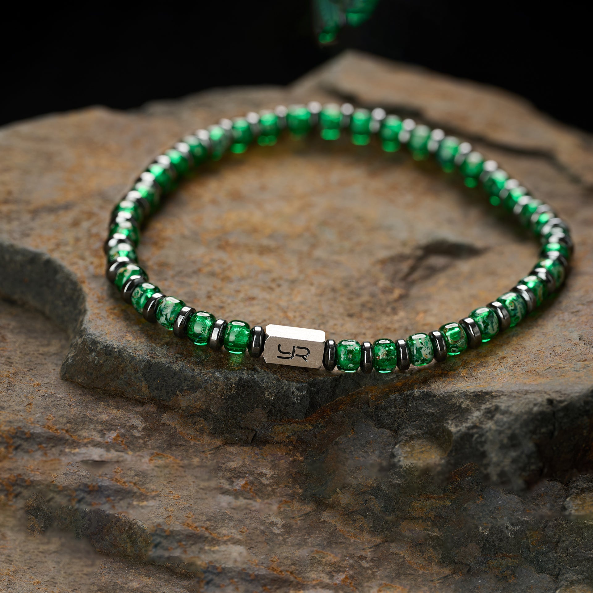 Green Miyuki Bead & Hematite Bracelet（4mm）